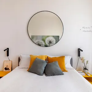 https://the-house-of-dandelions-milano.italymilanhotels.net