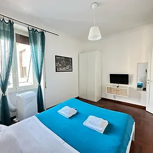 https://trastevere-romes-heart-charming-cozy-appartment-3.it-romehotels.com